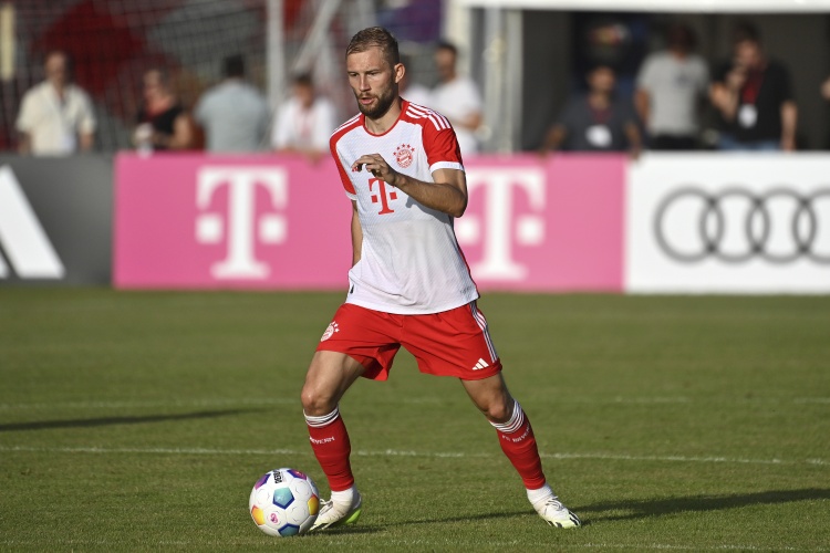 华体会官方入口-记者：莱默尔脚踝有伤，但对阵多特依然带伤出战